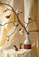 Gry&Sif - Filtblomst - Magnoliagren med blomster - Hvid